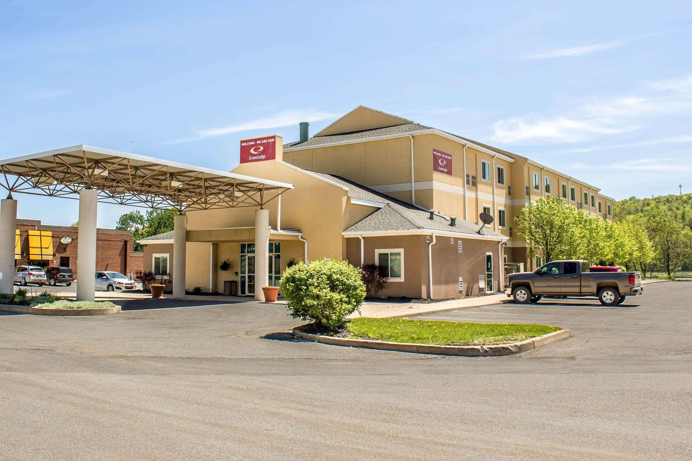 Econo Lodge Meadville Exterior photo